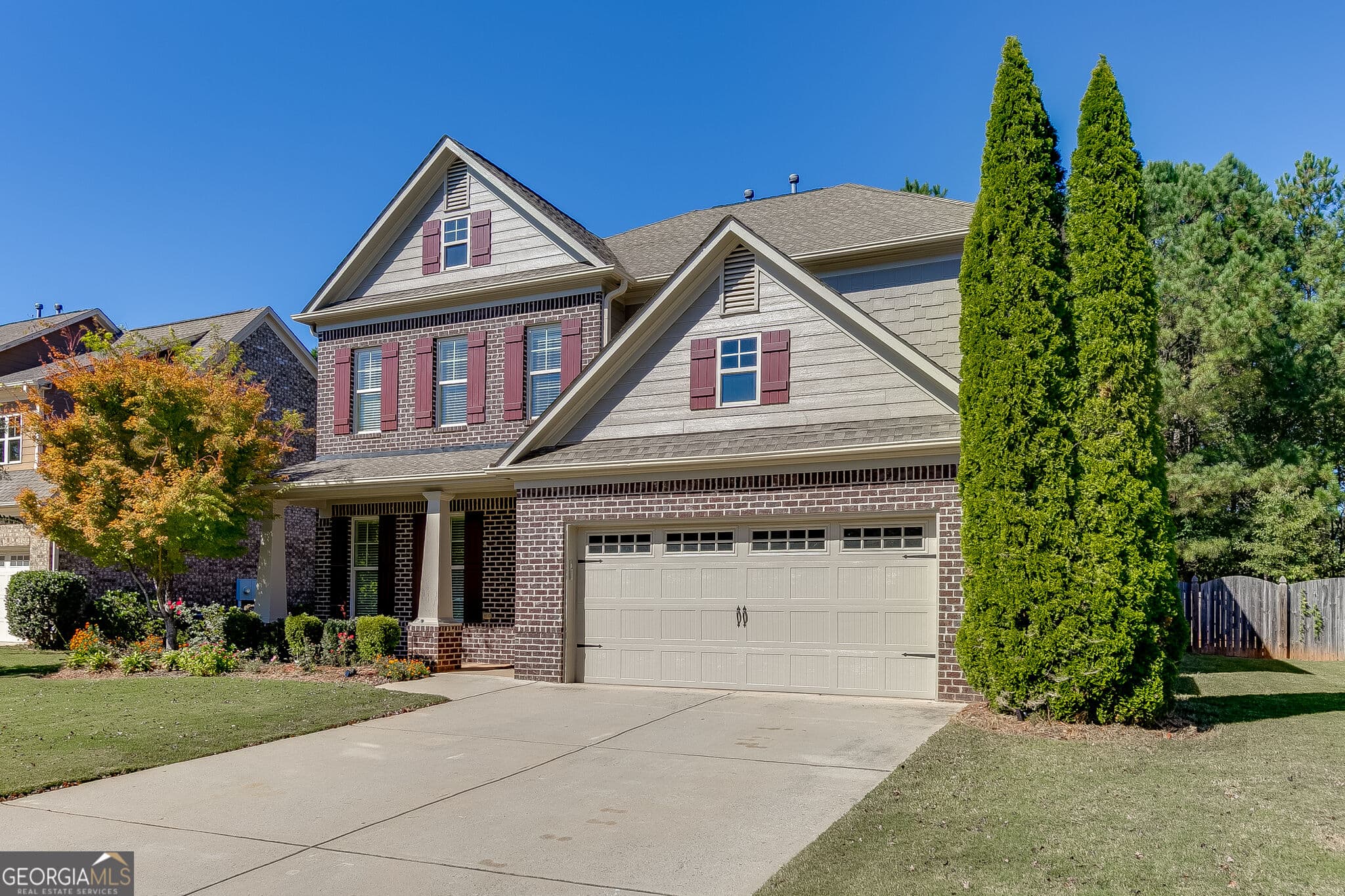 4 bedroom, 2.5 bathroom single family residence for rent at 6225 Stillwater Place, Flowery Branch, GA 30542 for $3,000 a month — photo 3