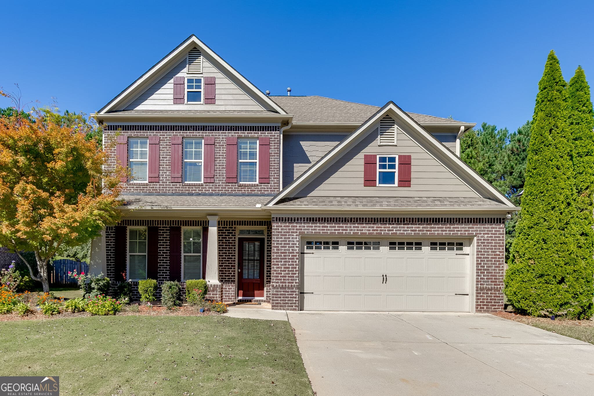4 bedroom, 2.5 bathroom single family residence for rent at 6225 Stillwater Place, Flowery Branch, GA 30542 for $3,000 a month — photo 1 of 48