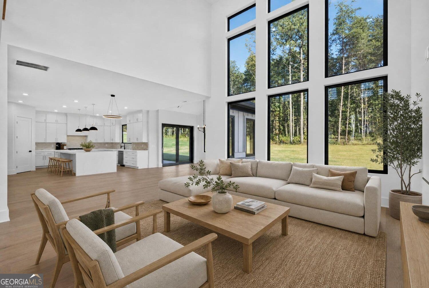 4 bedroom, 4.5 bathroom, 4,890 sq ft single family residence for sale at 125 Rocky Ridge Way, Auburn, GA 30011 — photo 4