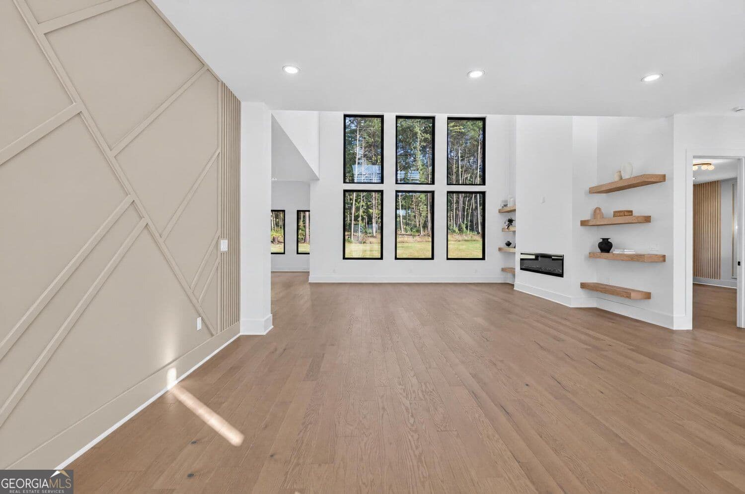 4 bedroom, 4.5 bathroom, 4,890 sq ft single family residence for sale at 125 Rocky Ridge Way, Auburn, GA 30011 — photo 8