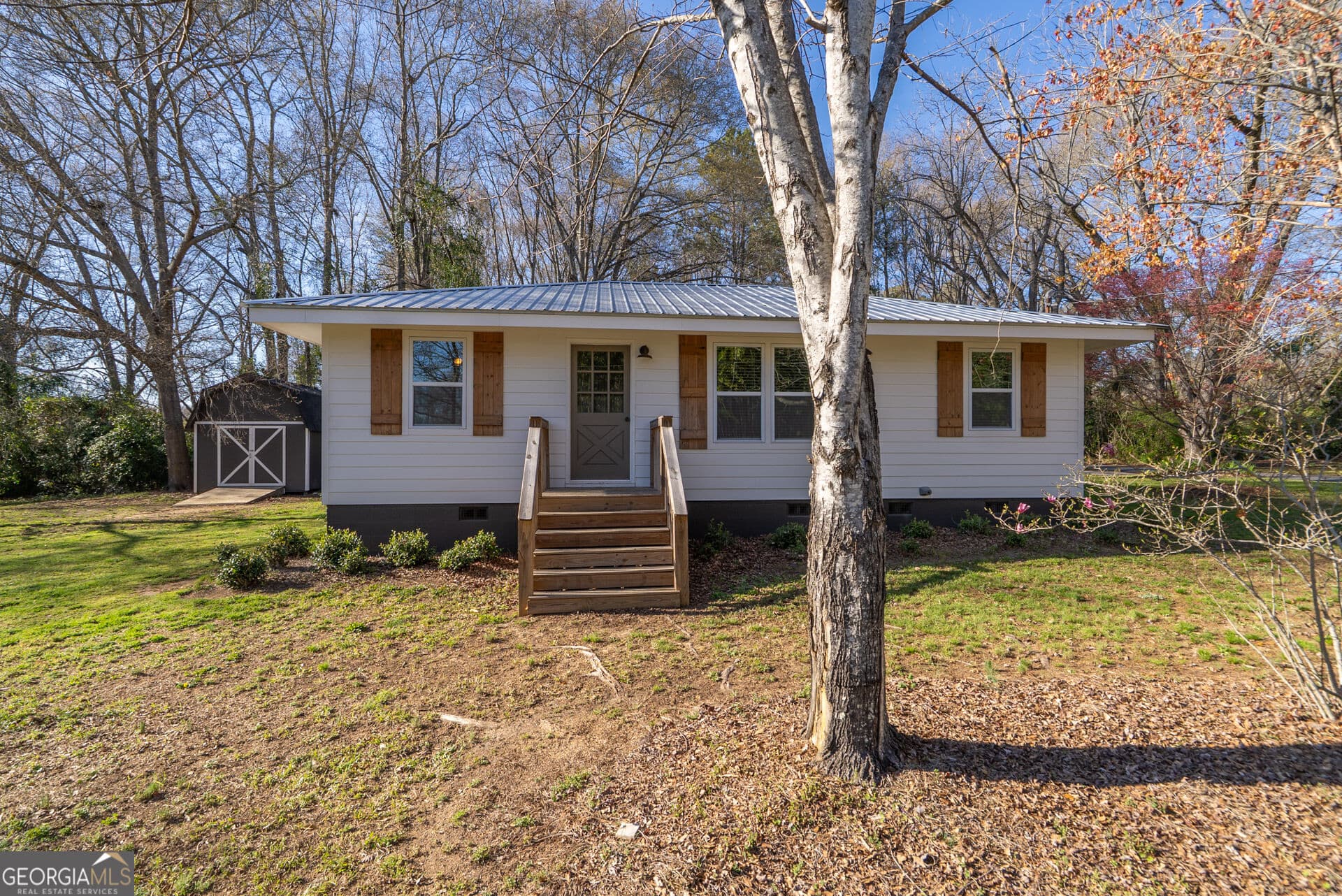 3 bedroom, 1 bathroom, 988 sq ft single family residence for rent at 132 Ash Street, Good Hope, GA 30641 for $1,650 a month — photo 3