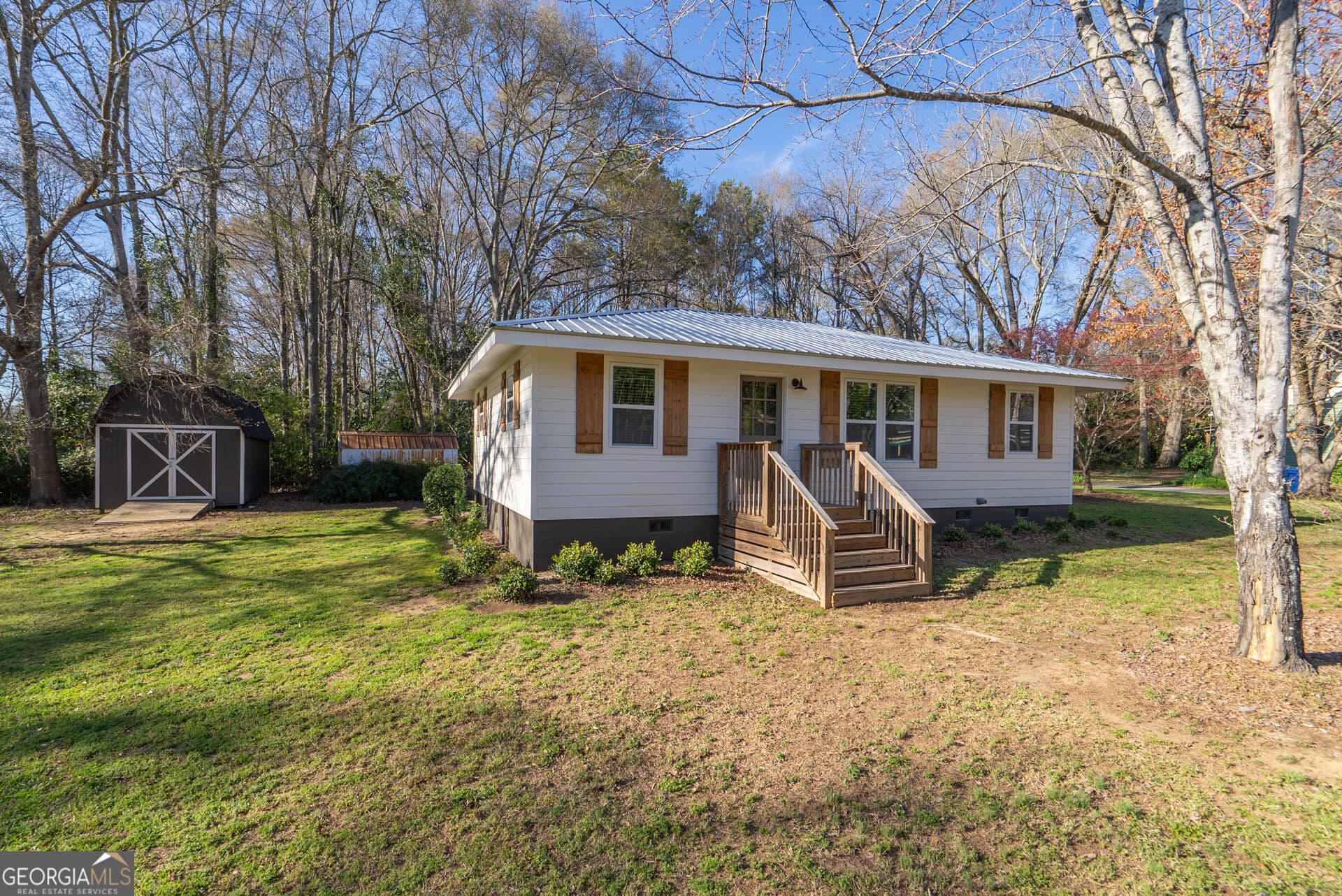 3 bedroom, 1 bathroom, 988 sq ft single family residence for rent at 132 Ash Street, Good Hope, GA 30641 for $1,650 a month