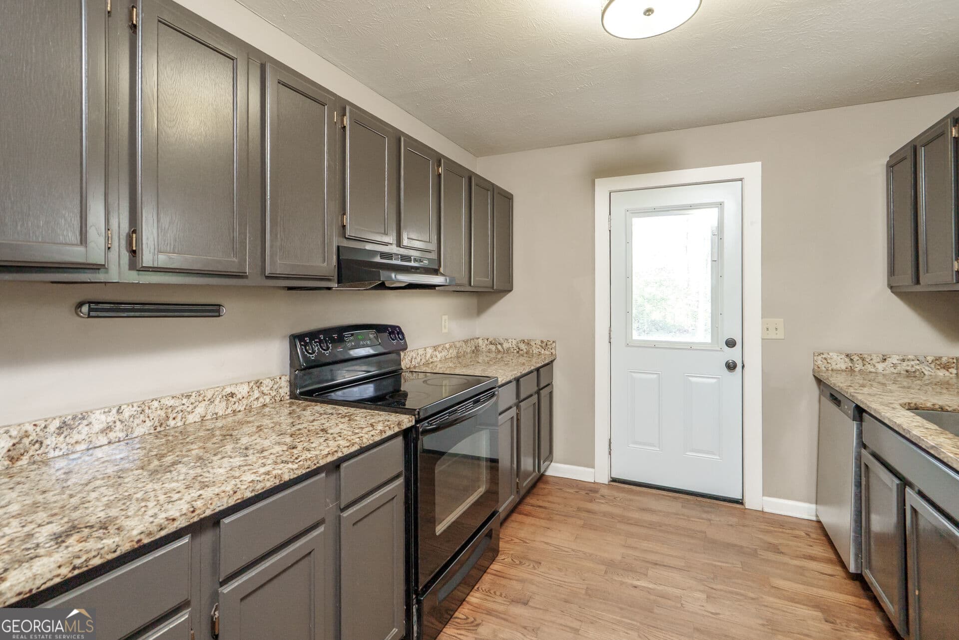 3 bedroom, 1 bathroom, 988 sq ft single family residence for rent at 132 Ash Street, Good Hope, GA 30641 for $1,650 a month — photo 8