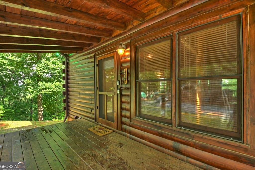 3 bedroom, 3 bathroom, 1,950 sq ft cabin,single family residence for sale at 782 Scenic Mountain View Road, Blue Ridge, GA 30513 — photo 7