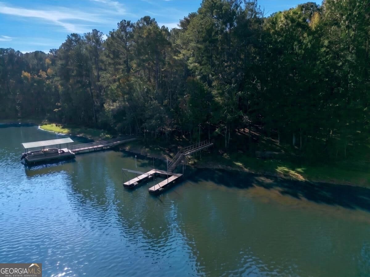 3 bedroom, 1 bathroom, 1,365 sq ft single family residence for sale at 35 Point North Drive, Hogansville, GA 30230 — photo 2