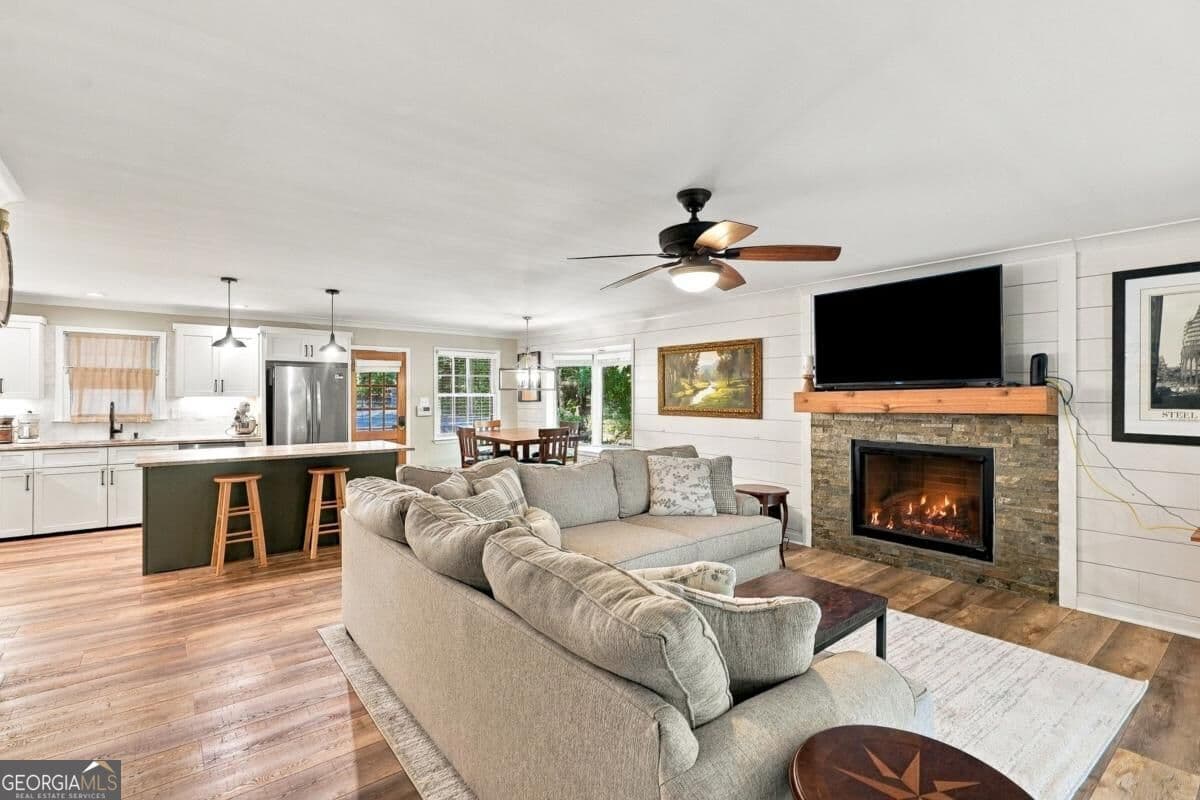 3 bedroom, 1 bathroom, 1,365 sq ft single family residence for sale at 35 Point North Drive, Hogansville, GA 30230 — photo 8
