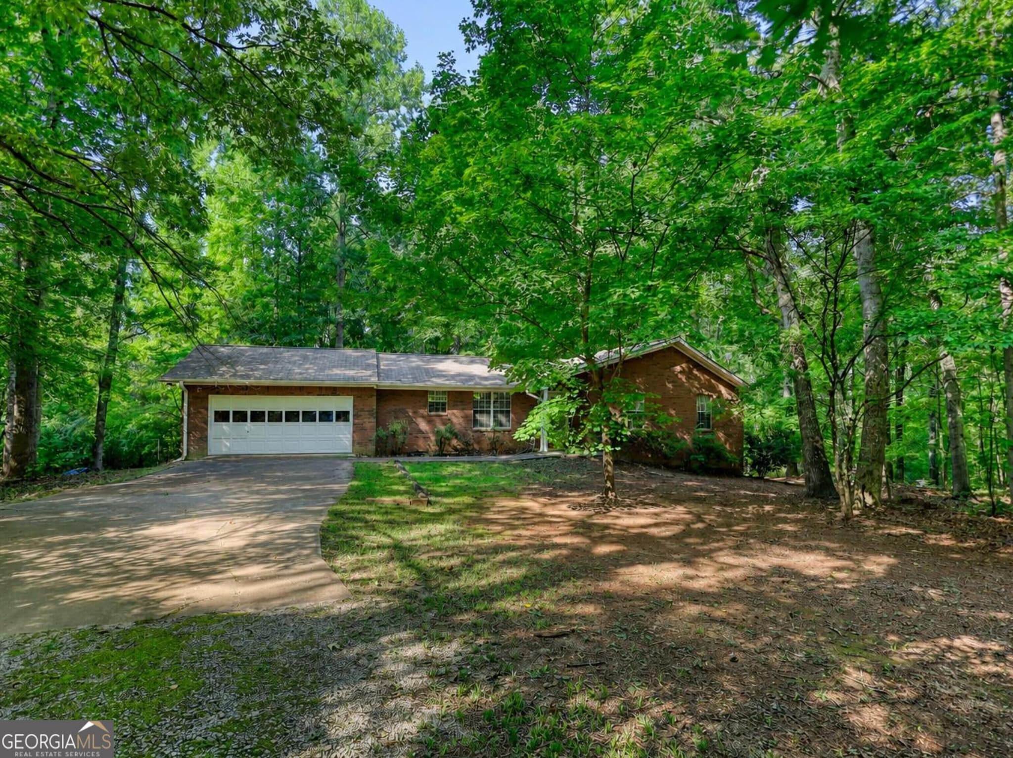 3 bedroom, 2.5 bathroom, 1,392 sq ft single family residence for sale at 920 Alfred Lane, Newborn, GA 30056 — photo 2