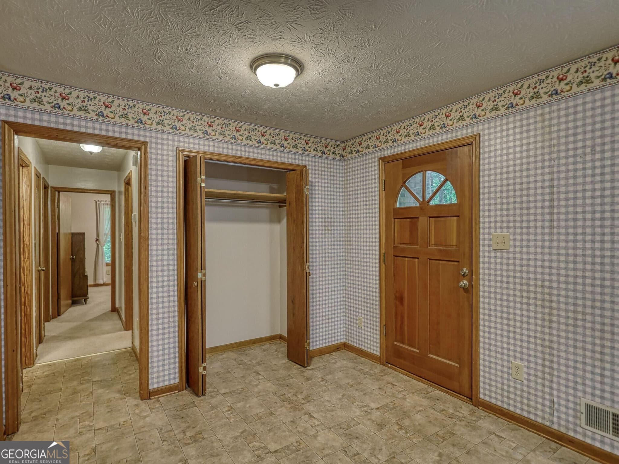 3 bedroom, 2.5 bathroom, 1,392 sq ft single family residence for sale at 920 Alfred Lane, Newborn, GA 30056 — photo 5