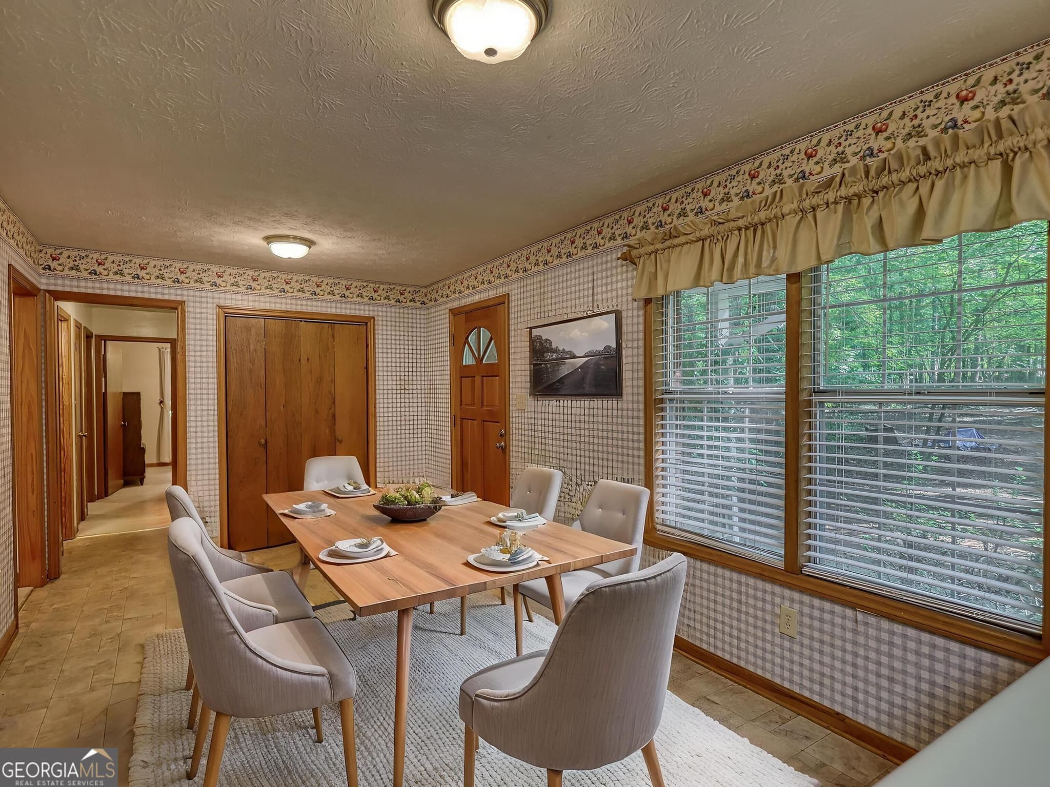 3 bedroom, 2.5 bathroom, 1,392 sq ft single family residence for sale at 920 Alfred Lane, Newborn, GA 30056 — photo 4