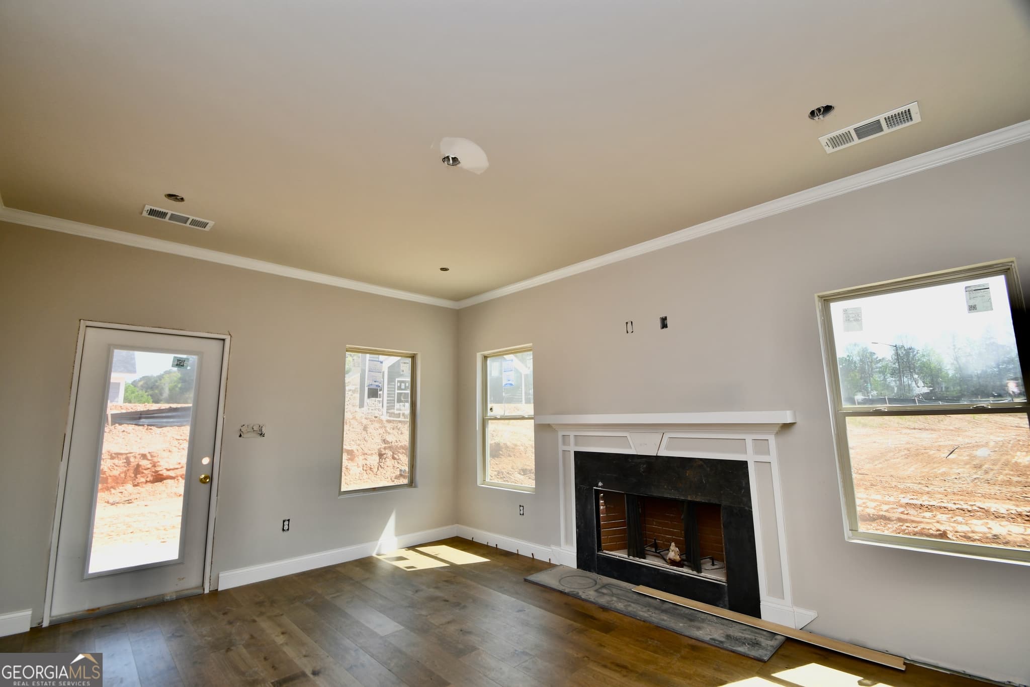 3 bedroom, 2 bathroom, 1,187 sq ft single family residence for sale at 326 Andover Drive, Athens, GA 30607 — photo 2