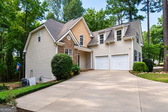 4 bedroom, 2.5 bathroom, 3,052 sq ft single family residence for sale at 90 Teal Court, Senoia, GA 30276 — photo 2