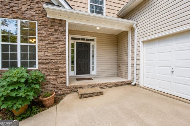 4 bedroom, 2.5 bathroom, 3,052 sq ft single family residence for sale at 90 Teal Court, Senoia, GA 30276 — photo 4