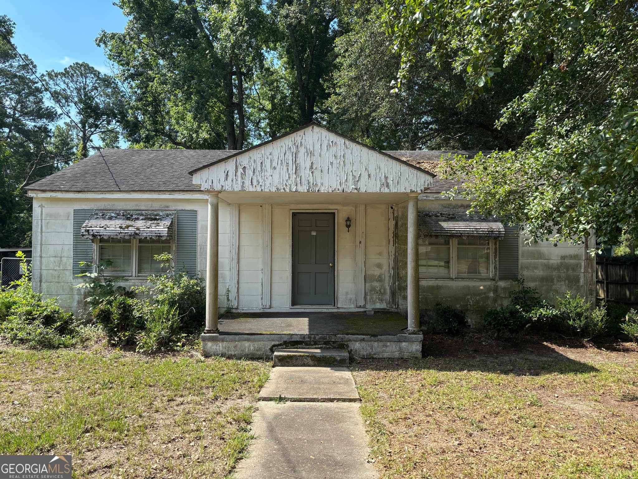 3 bedroom, 1.5 bathroom, 960 sq ft single family residence sold at 1408 Woodrow Avenue, Dublin, GA 31021
