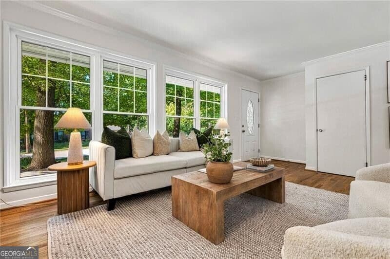 3 bedroom, 2 bathroom, 1,273 sq ft single family residence for sale at 1595 Delia Drive, Decatur, GA 30033 — photo 5