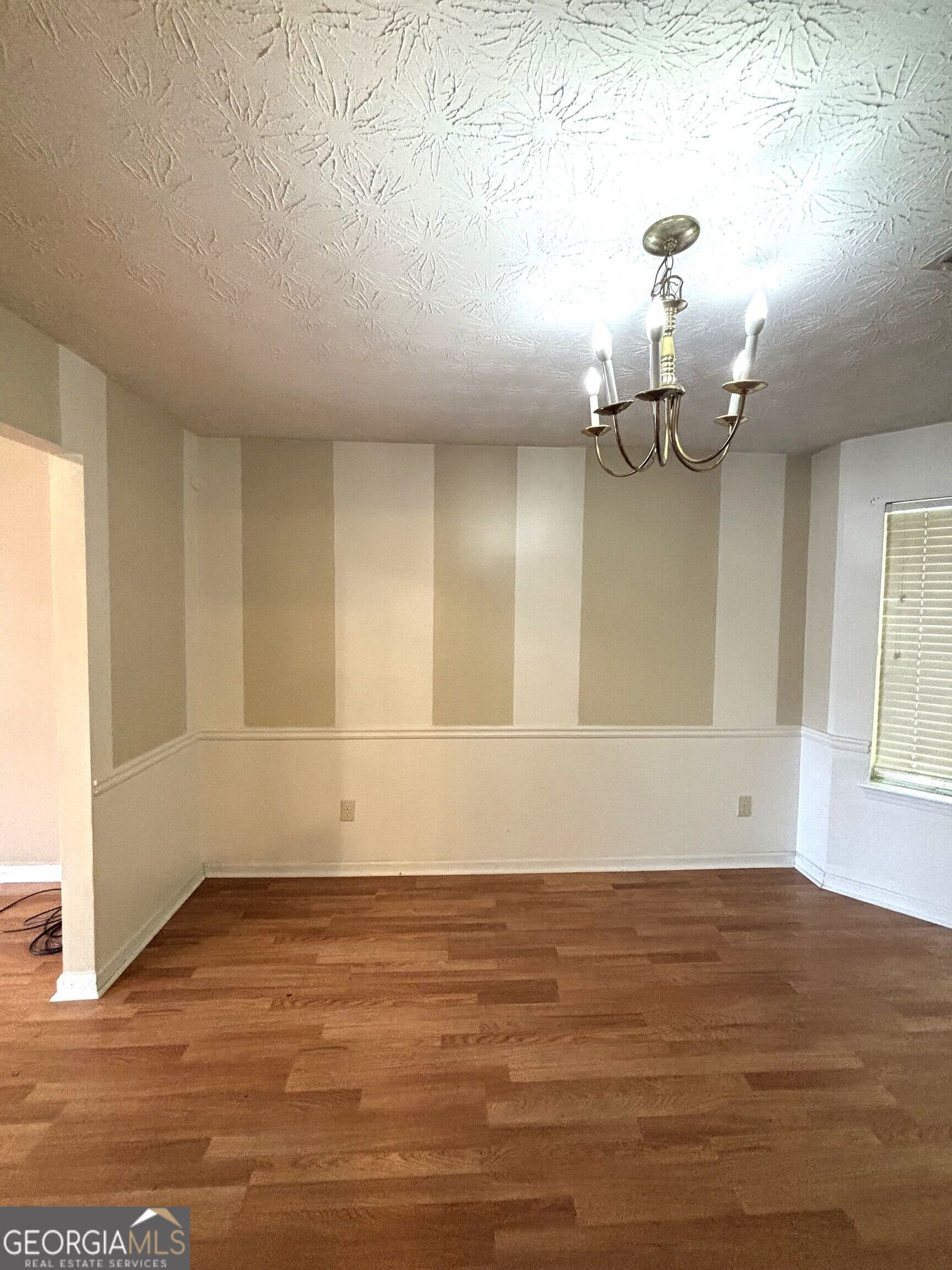 3 bedroom, 2.5 bathroom, 2,036 sq ft single family residence for rent at 5452 Perching Place, Lithonia, GA 30058 for $1,850 a month — photo 3