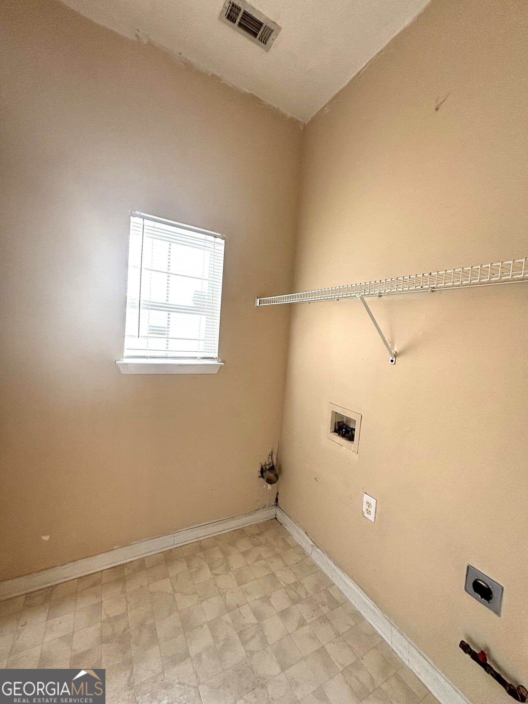 3 bedroom, 2.5 bathroom, 2,036 sq ft single family residence for rent at 5452 Perching Place, Lithonia, GA 30058 for $1,850 a month — photo 10