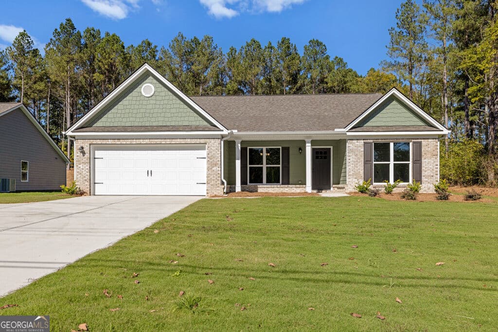 4 bedroom, 2.5 bathroom, 2,200 sq ft single family residence for sale at 638 Seed Cleaner Road 12, Hartwell, GA 30643 — photo 2