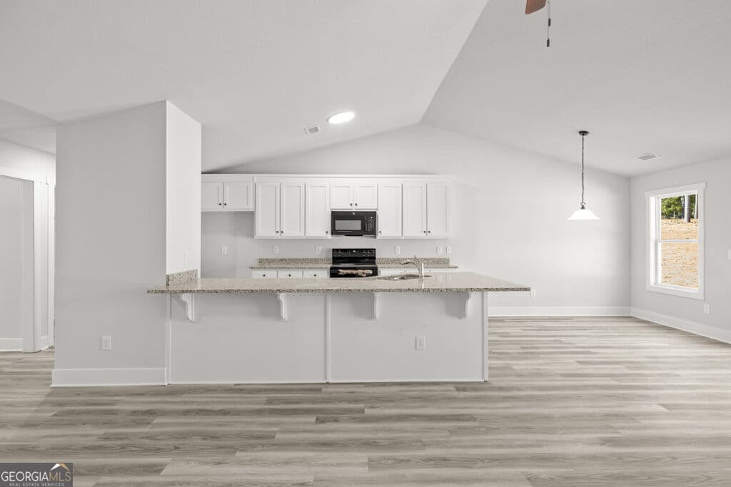 4 bedroom, 2.5 bathroom, 2,200 sq ft single family residence for sale at 638 Seed Cleaner Road 12, Hartwell, GA 30643 — photo 10