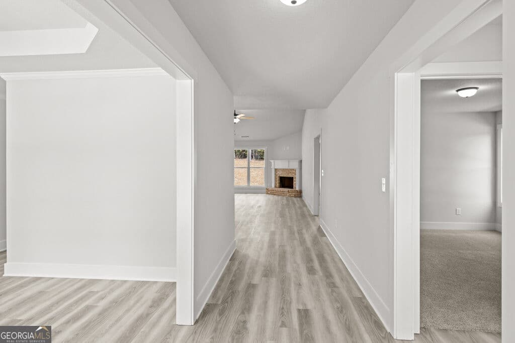 4 bedroom, 2.5 bathroom, 2,200 sq ft single family residence for sale at 638 Seed Cleaner Road 12, Hartwell, GA 30643 — photo 4