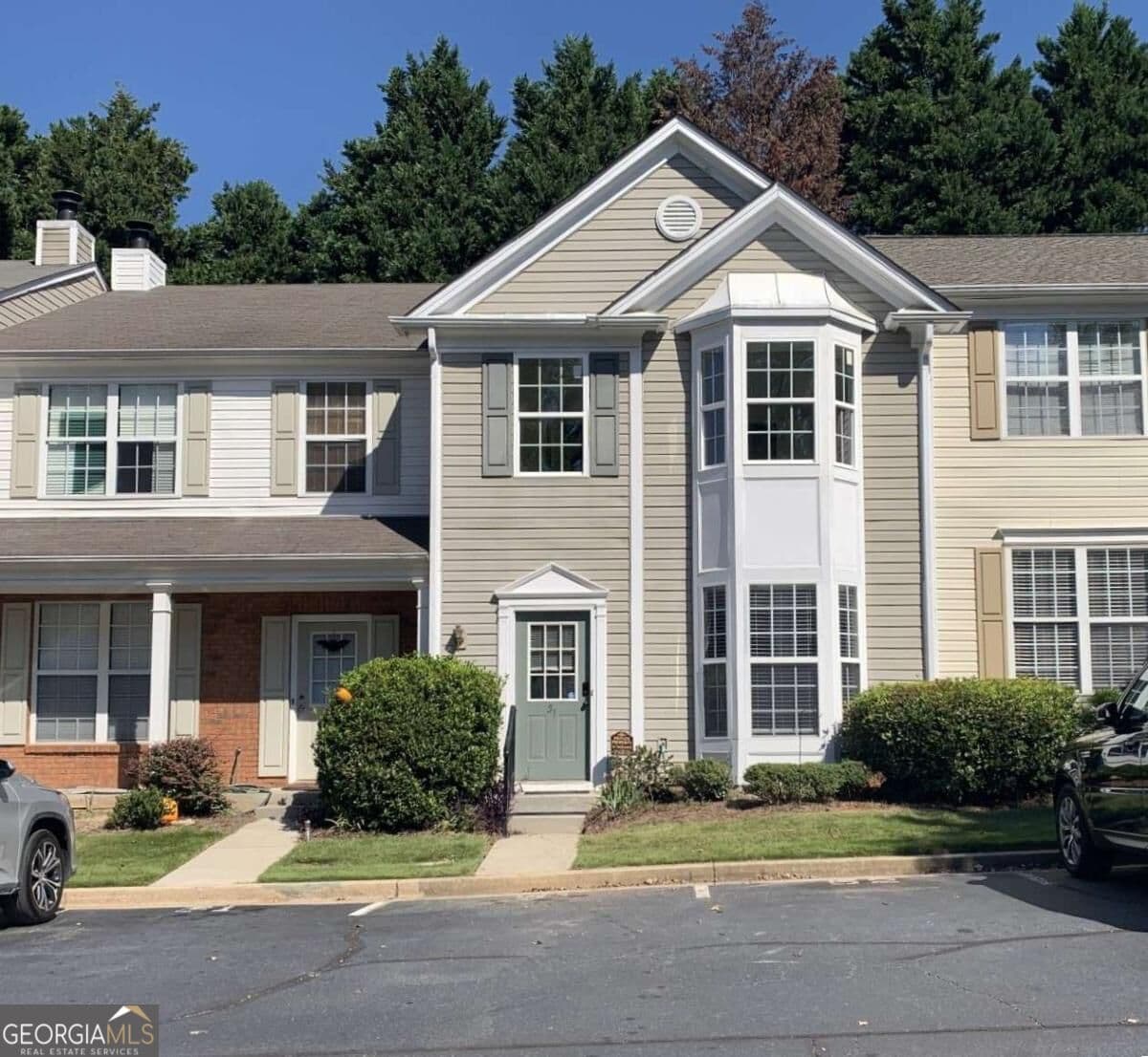 2 bedroom, 2.5 bathroom, 1,218 sq ft townhouse for sale at 4645 Valais Court 51, Johns Creek, GA 30022 — photo 2
