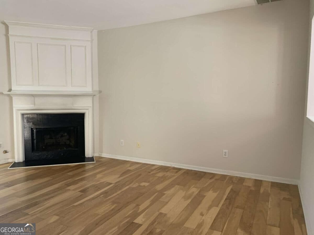 2 bedroom, 2.5 bathroom, 1,218 sq ft townhouse for sale at 4645 Valais Court 51, Johns Creek, GA 30022 — photo 7