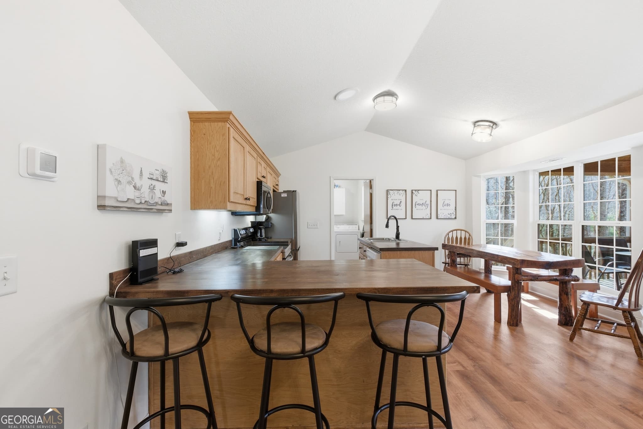 4 bedroom, 3.5 bathroom, 2,516 sq ft single family residence for sale at 522 Rebel Circle, Sky Valley, GA 30537 — photo 10