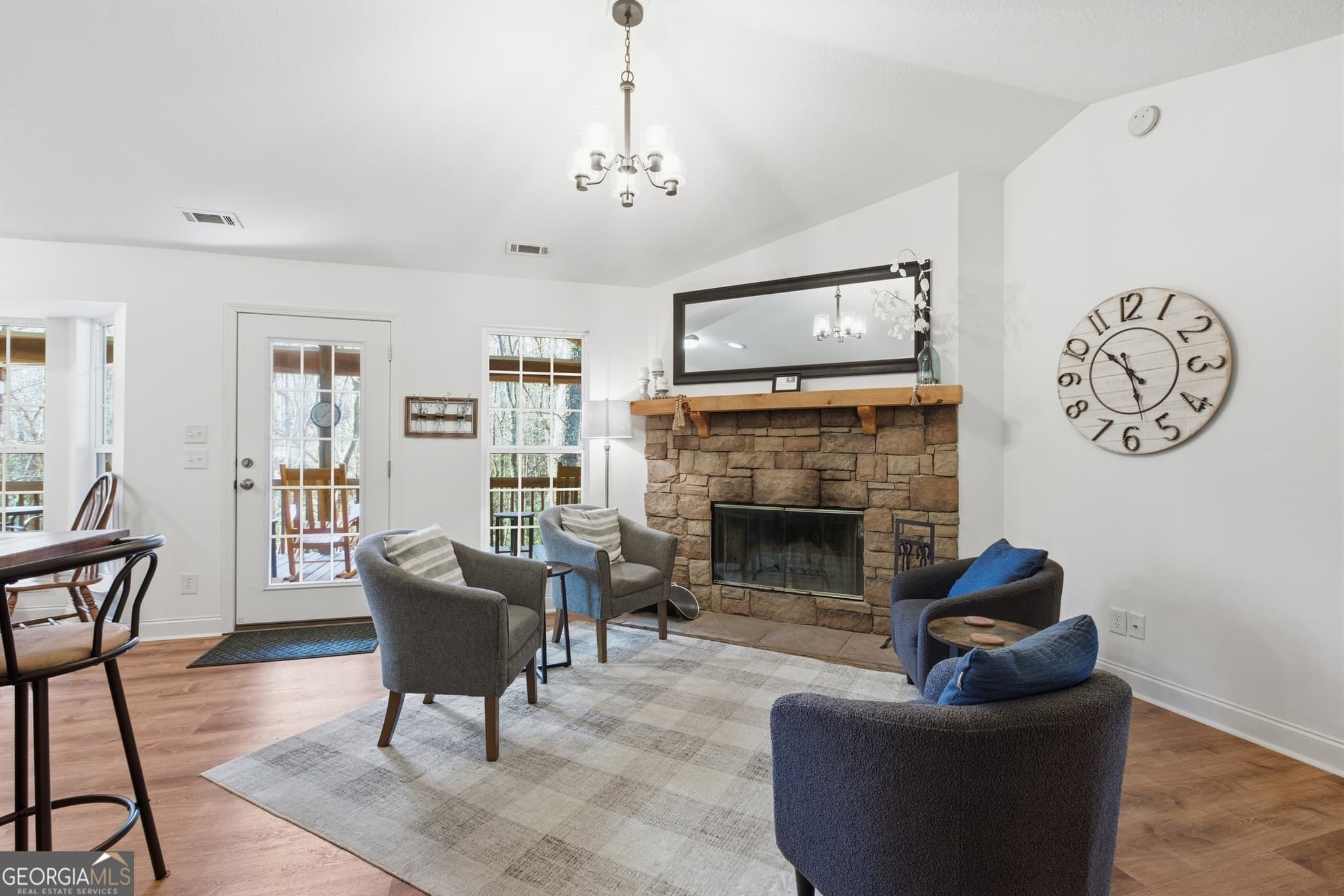 4 bedroom, 3.5 bathroom, 2,516 sq ft single family residence for sale at 522 Rebel Circle, Sky Valley, GA 30537 — photo 8