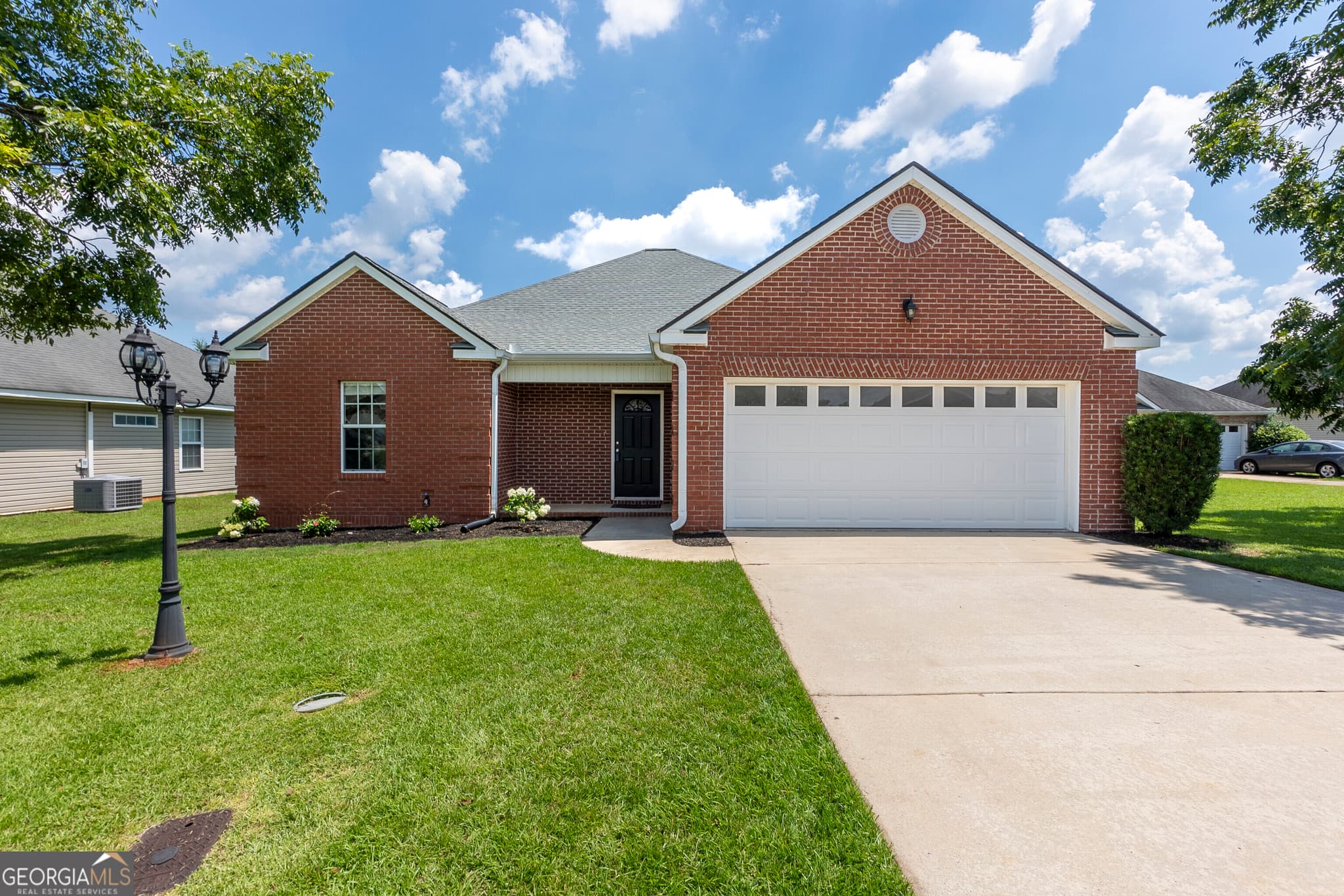 3 bedroom, 2 bathroom, 1,734 sq ft single family residence sold at 109 Oldfield Court, Centerville, GA 31028