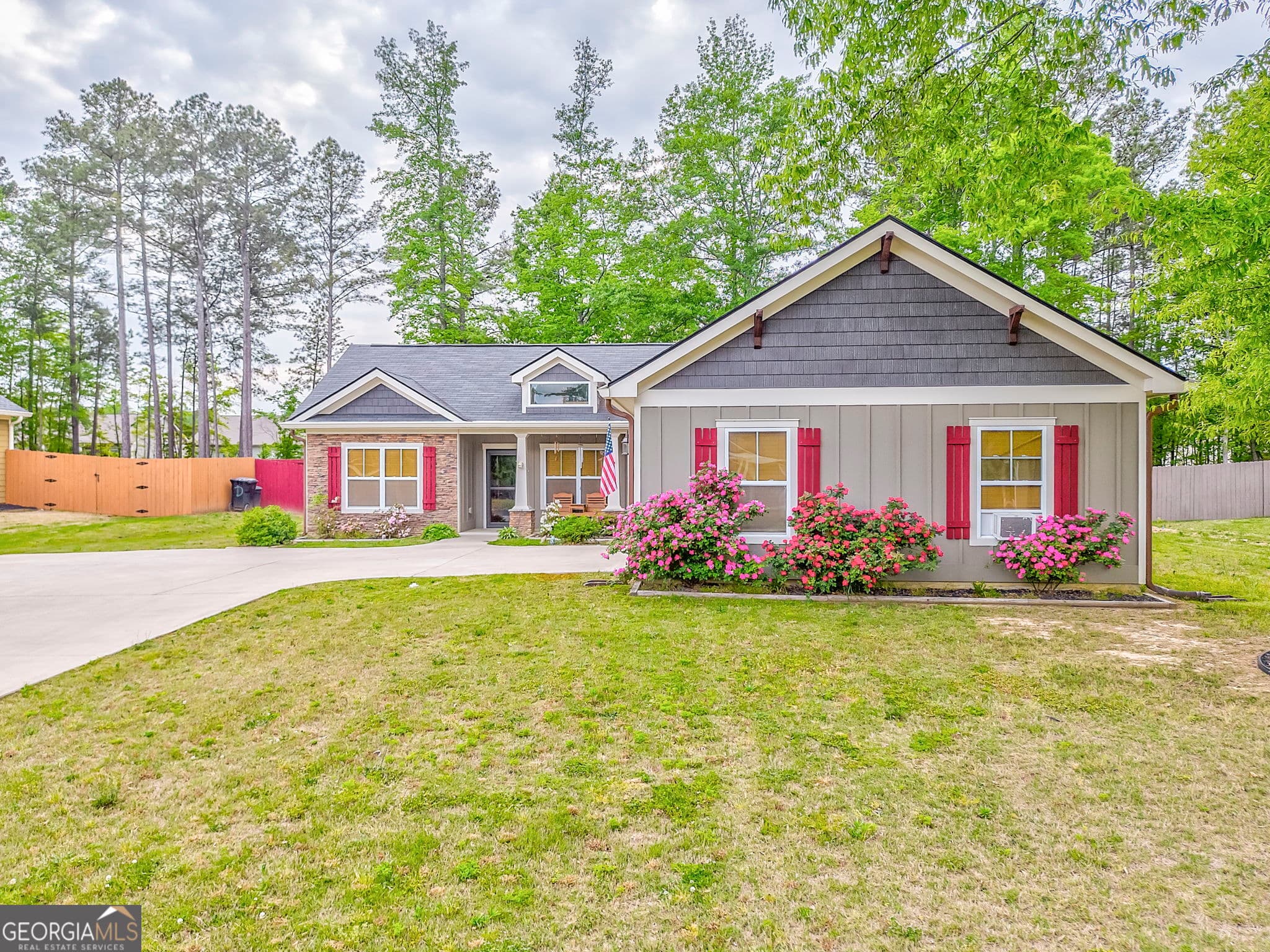 3 bedroom, 2 bathroom, 1,375 sq ft single family residence sold at 13 Gowen Drive, Rome, GA 30165