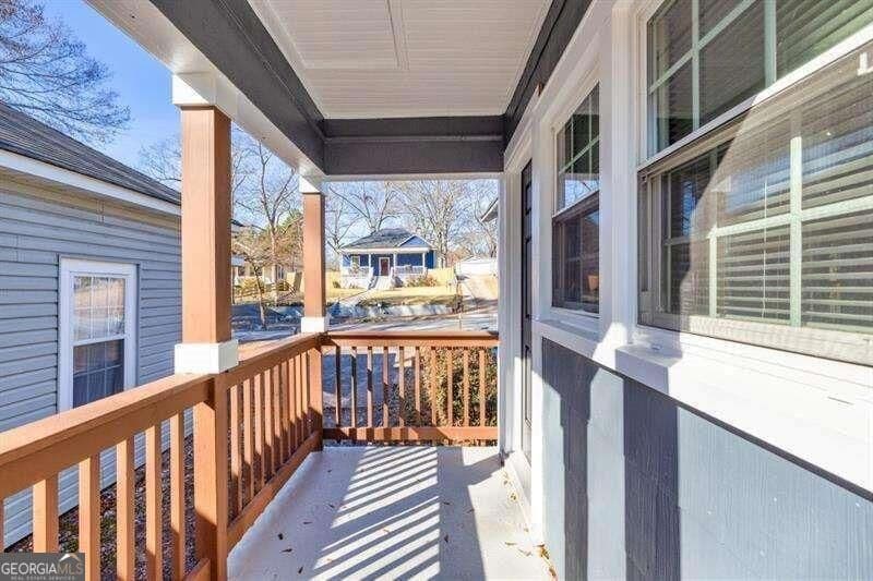 2 bedroom, 1 bathroom, 980 sq ft single family residence for sale at 2506 Maple Street, East Point, GA 30344 — photo 4