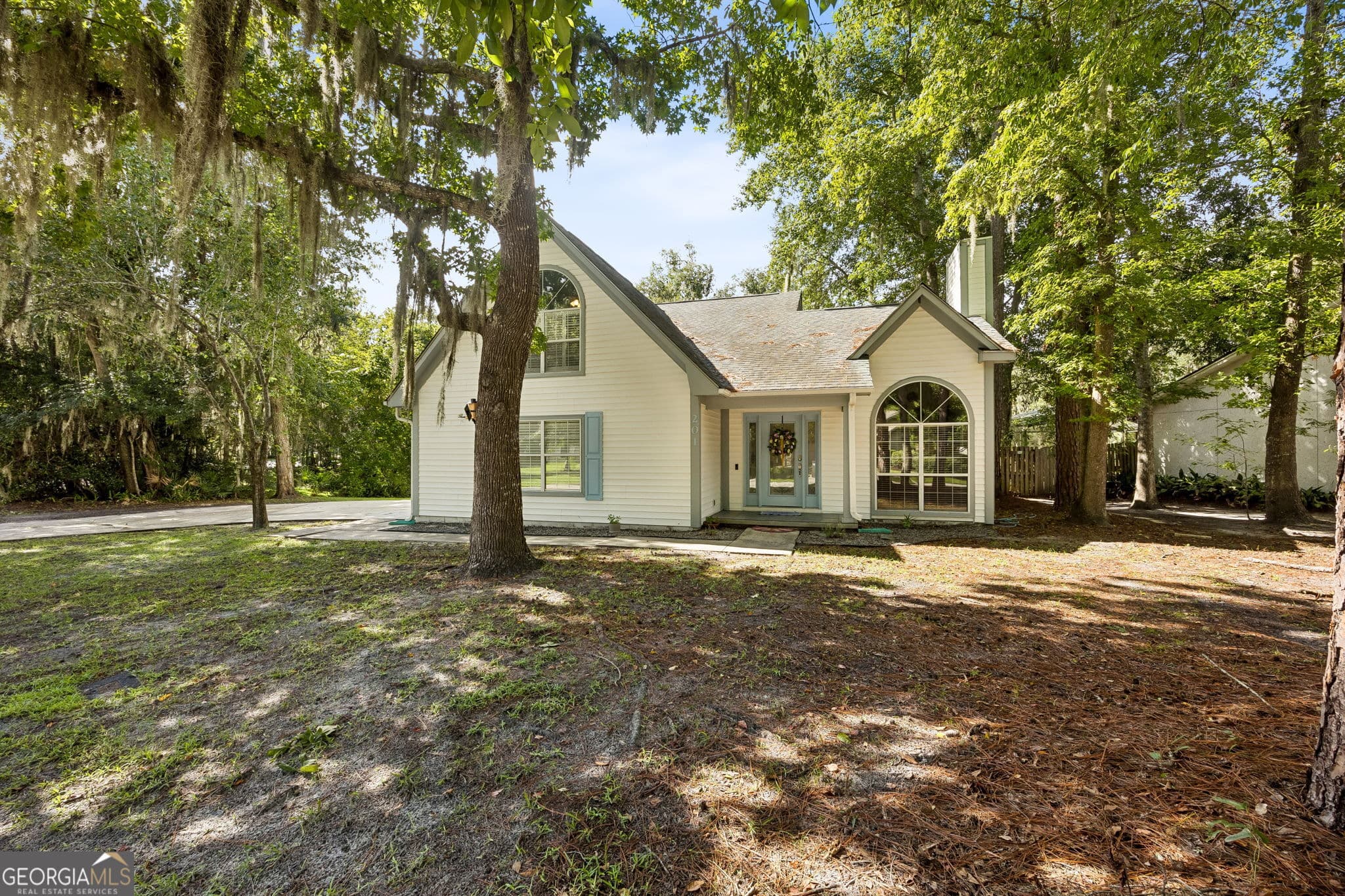 3 bedroom, 2 bathroom, 1,887 sq ft single family residence for sale at 201 McIntosh Drive, St. Marys, GA 31558 — photo 4