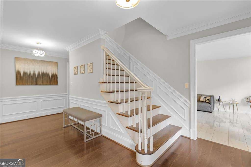 4 bedroom, 3.5 bathroom, 4,400 sq ft single family residence for sale at 2660 Spalding Drive, Atlanta, GA 30350 — photo 4