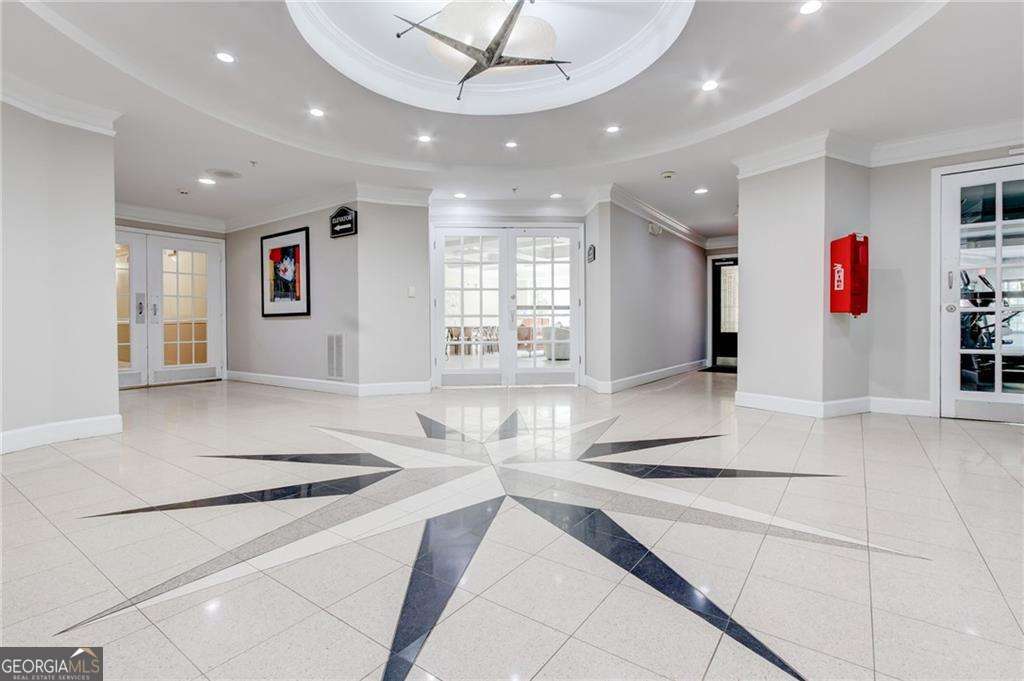 1 bedroom, 1 bathroom, 864 sq ft condominium for sale at 1128 Westchester Ridge, Brookhaven, GA 30329 — photo 2