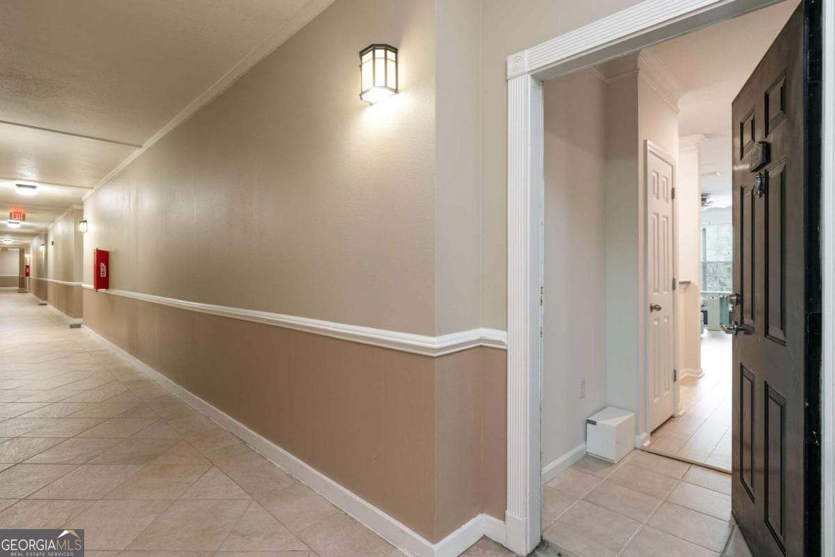 1 bedroom, 1 bathroom, 864 sq ft condominium for sale at 1128 Westchester Ridge, Brookhaven, GA 30329 — photo 4
