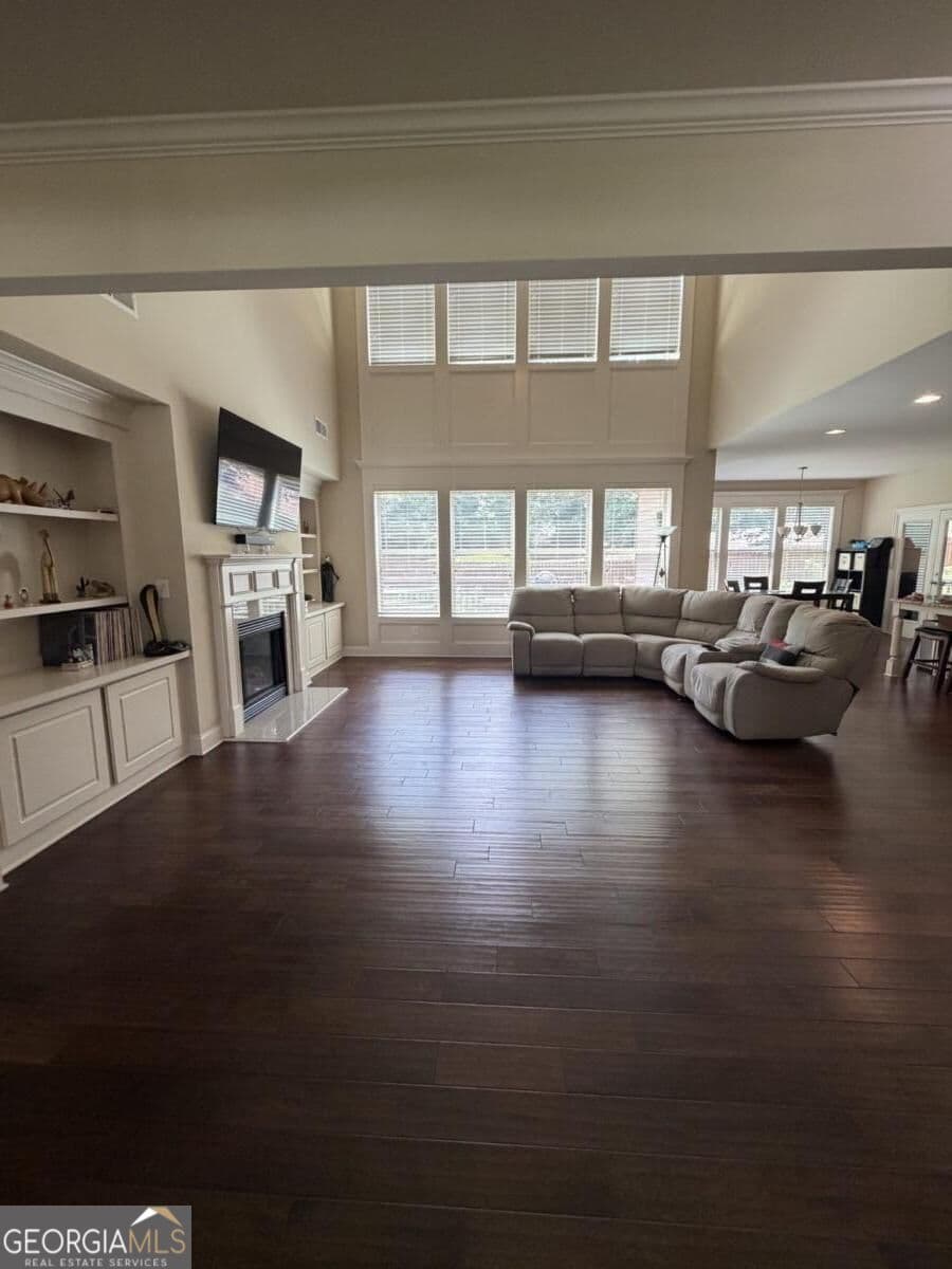 6 bedroom, 4.5 bathroom, 5,318 sq ft single family residence for sale at 460 Brookwood Estates Drive, Alpharetta, GA 30005 — photo 7