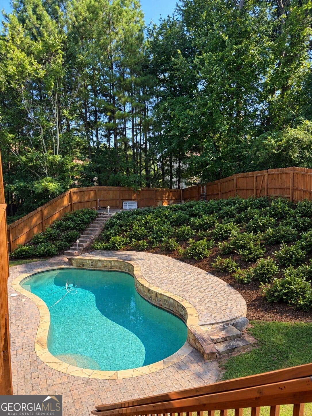 6 bedroom, 4.5 bathroom, 5,318 sq ft single family residence for sale at 460 Brookwood Estates Drive, Alpharetta, GA 30005 — photo 3