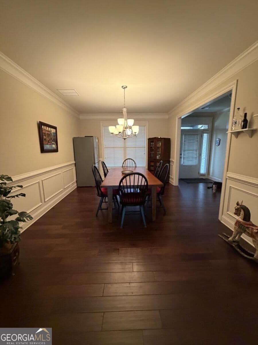 6 bedroom, 4.5 bathroom, 5,318 sq ft single family residence for sale at 460 Brookwood Estates Drive, Alpharetta, GA 30005 — photo 8