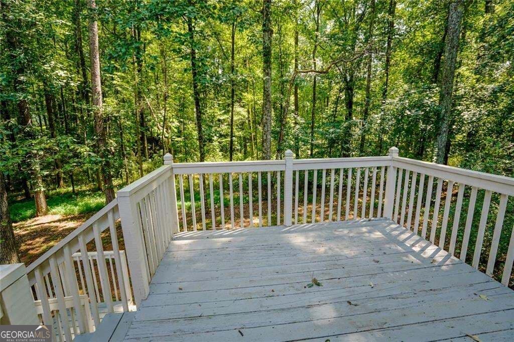 4 bedroom, 3 bathroom, 2,811 sq ft single family residence for sale at 4340 Mapleton Way, Cumming, GA 30028 — photo 10