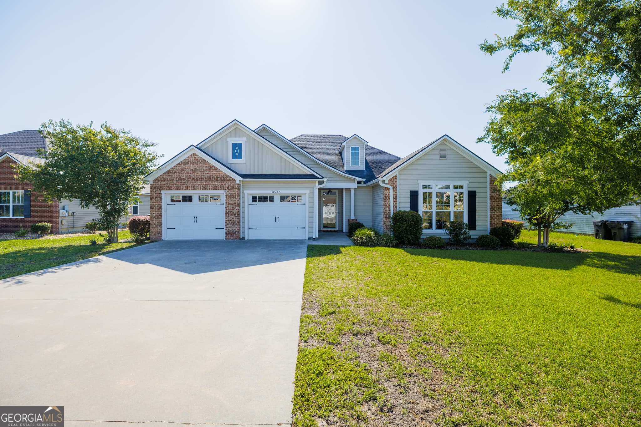 4 bedroom, 4 bathroom, 2,267 sq ft single family residence for sale at 3916 Valiant Court, Valdosta, GA 31605 — photo 2