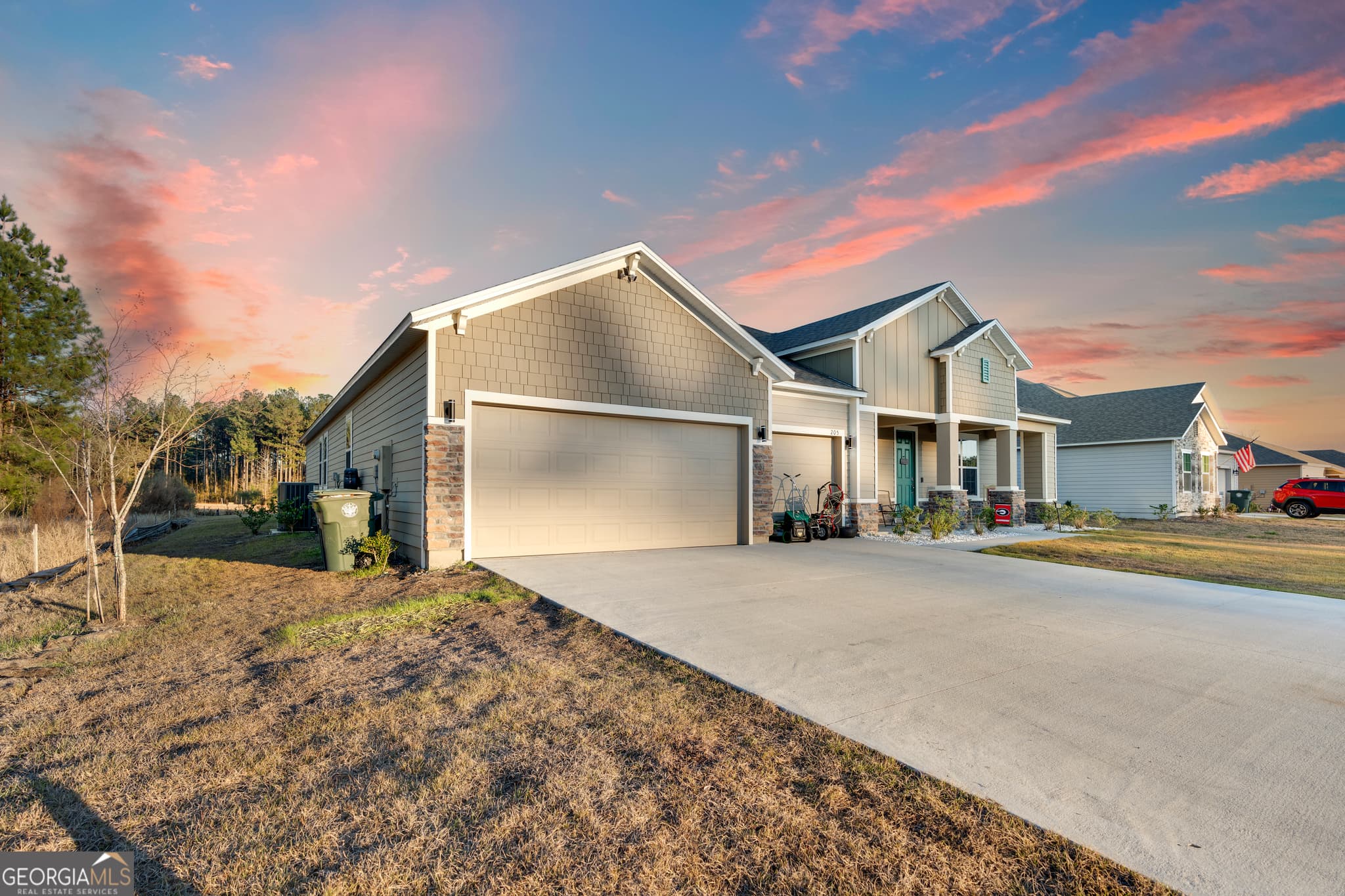 4 bedroom, 3 bathroom, 3,042 sq ft single family residence for sale at 205 Starboard Court, Kingsland, GA 31548 — photo 3