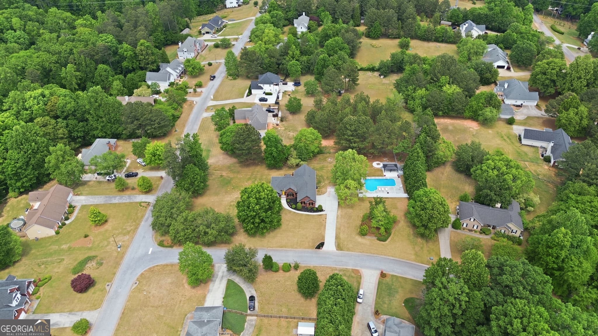 3 bedroom, 4 bathroom, 3,460 sq ft single family residence for sale at 2015 Wood Valley Drive, Loganville, GA 30052 — photo 5
