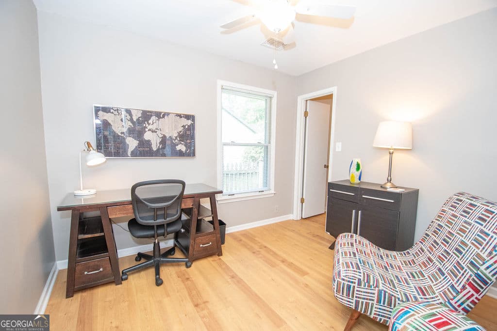 3 bedroom, 2 bathroom, 1,688 sq ft single family residence for rent at 103 Burnham Rise FURNISHED, Peachtree City, GA 30269 for $3,950 a month — photo 6
