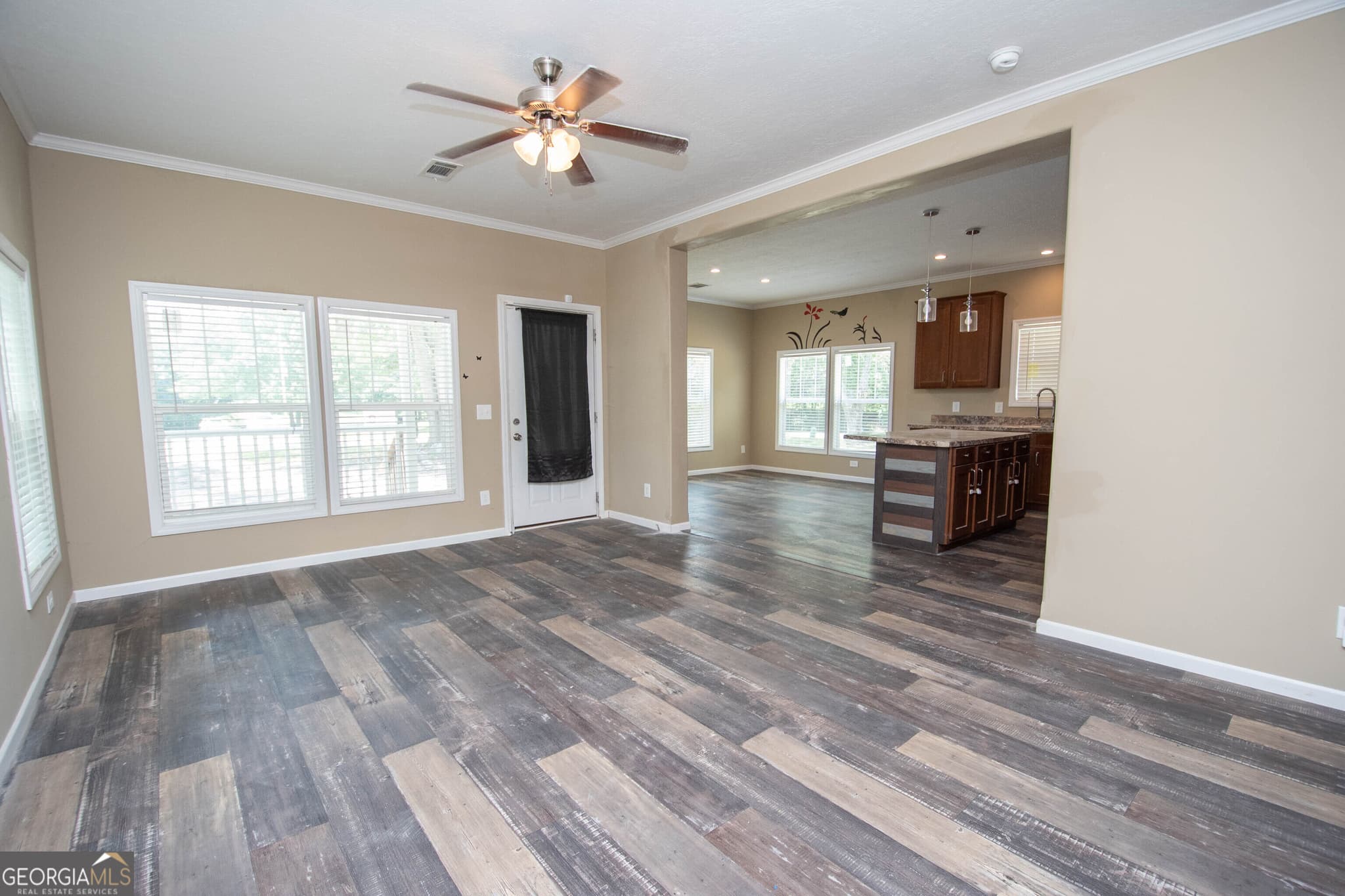 3 bedroom, 2 bathroom, 1,624 sq ft single family residence for sale at 196 Dogwood Lane, Woodbury, GA 30293 — photo 7