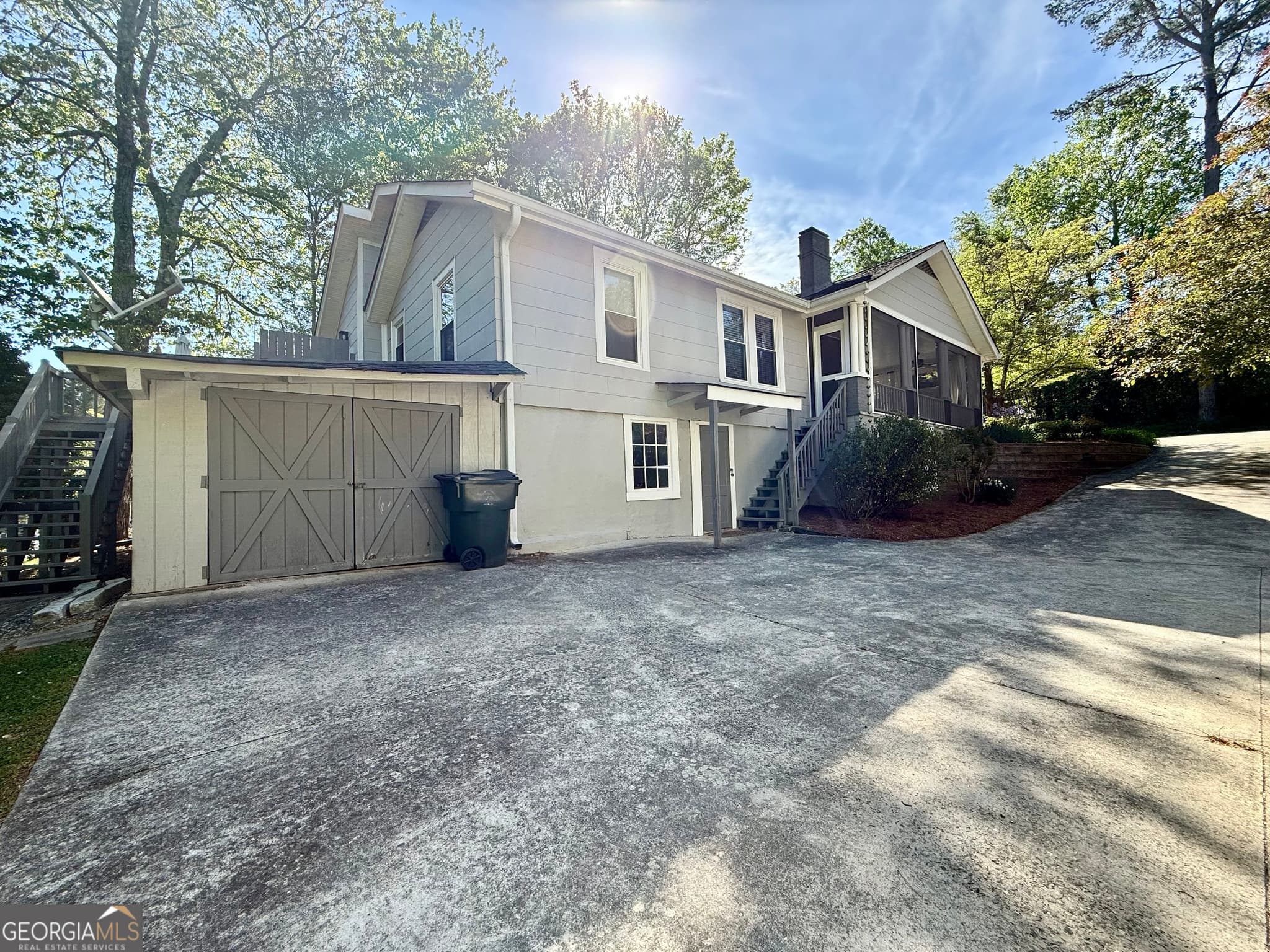 2 bedroom, 2 bathroom, 1,184 sq ft single family residence for sale at 141 York Street, Clarkesville, GA 30523 — photo 5
