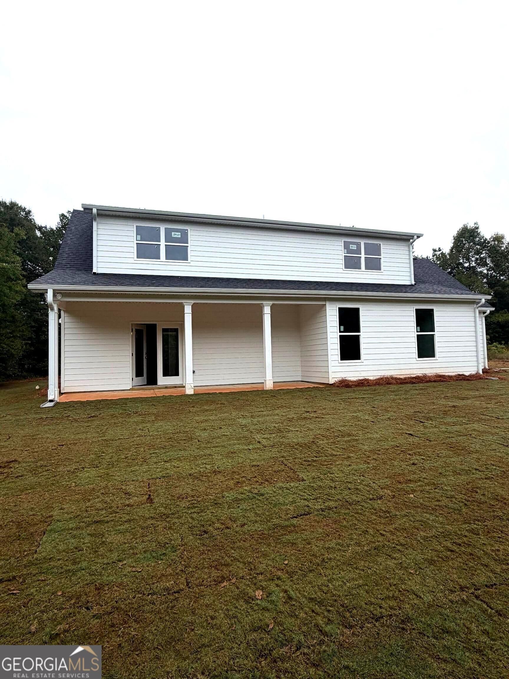 4 bedroom, 3.5 bathroom, 2,672 sq ft single family residence for sale at 75 Oak Road, Locust Grove, GA 30248 — photo 3