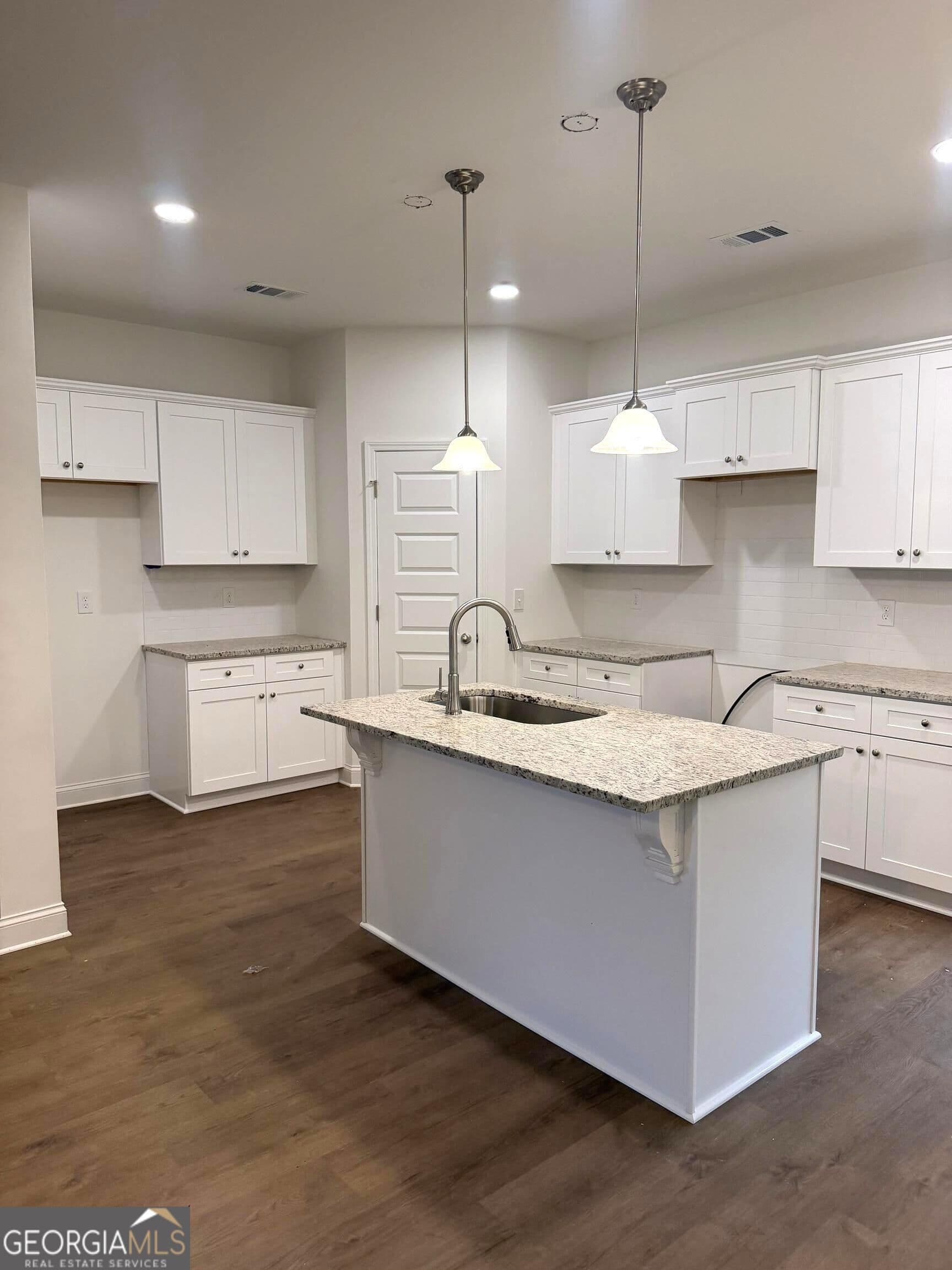 4 bedroom, 3.5 bathroom, 2,672 sq ft single family residence for sale at 75 Oak Road, Locust Grove, GA 30248 — photo 5