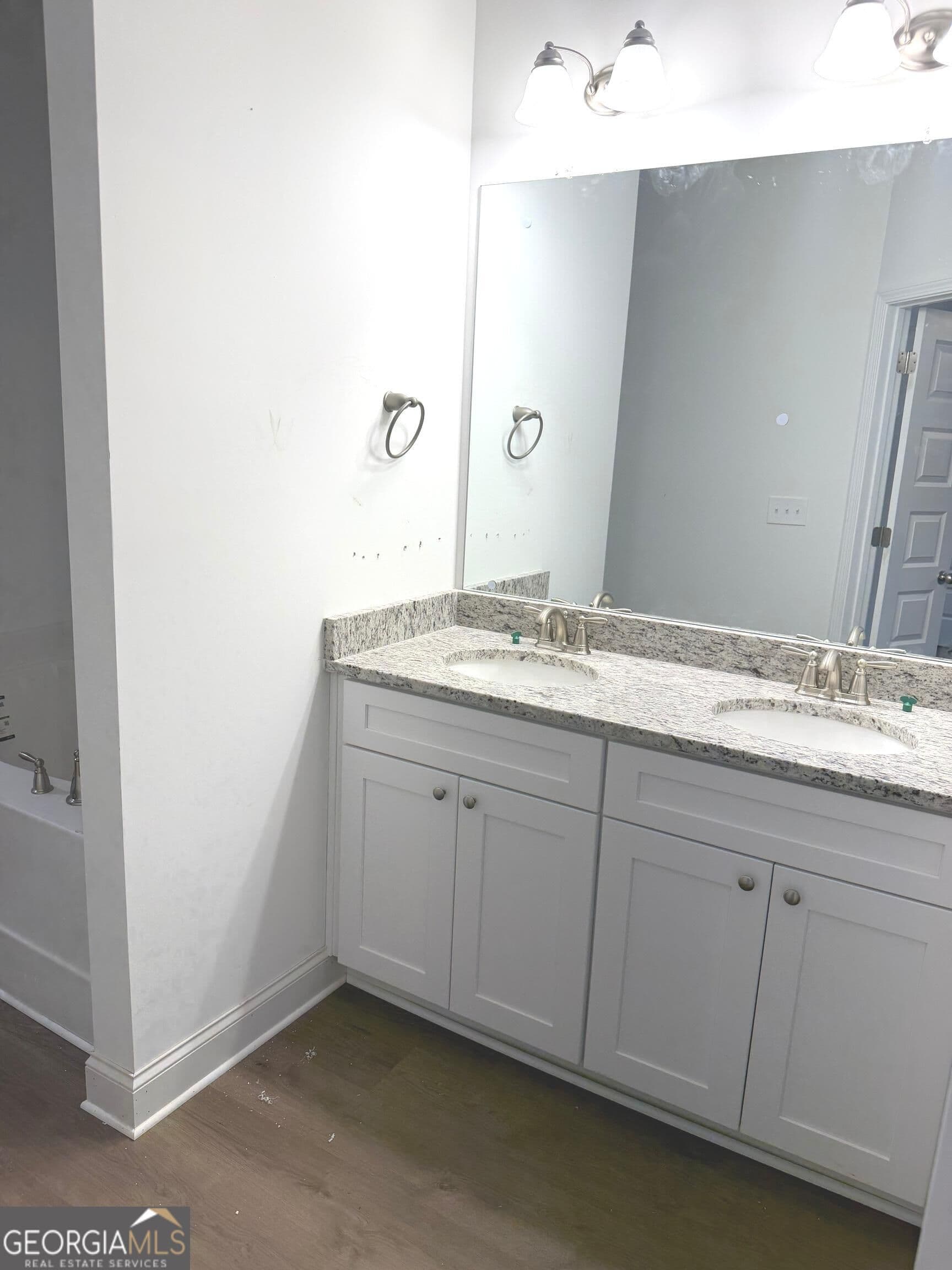 4 bedroom, 3.5 bathroom, 2,672 sq ft single family residence for sale at 75 Oak Road, Locust Grove, GA 30248 — photo 10