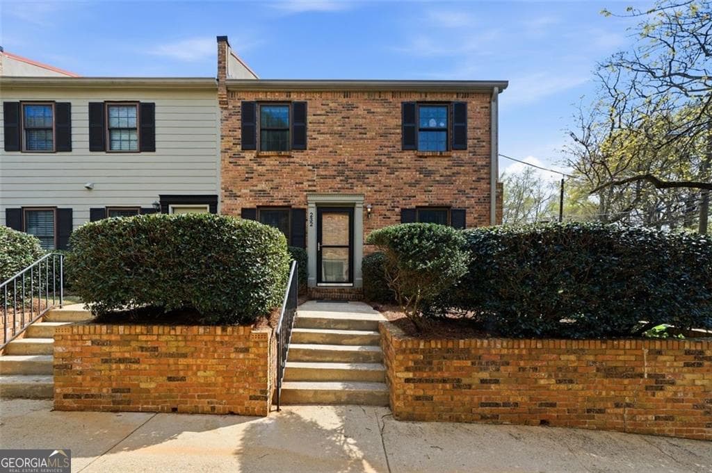 2 bedroom, 2.5 bathroom, 1,664 sq ft condominium sold at 232 Adair Street, Decatur, GA 30030