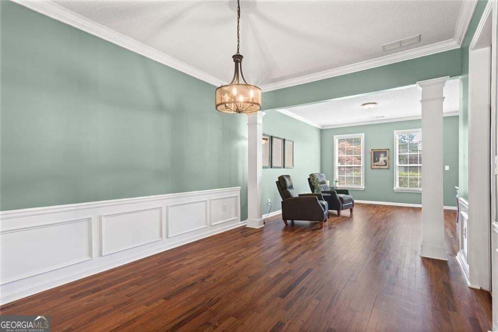 4 bedroom, 2.5 bathroom, 2,284 sq ft single family residence for sale at 1335 Lyndhurst Way, Roswell, GA 30075 — photo 10