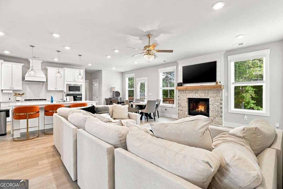 6 bedroom, 5 bathroom single family residence for sale at 6 SLICK Court SLICK CT, Senoia, GA 30276 — photo 7